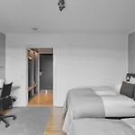 فندق بست ويسترن بلس سفيندبرج فندق 4*