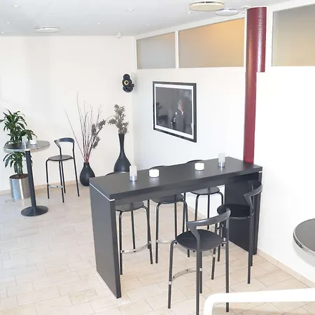 Hotel Svendborg 4* סבנדבורג