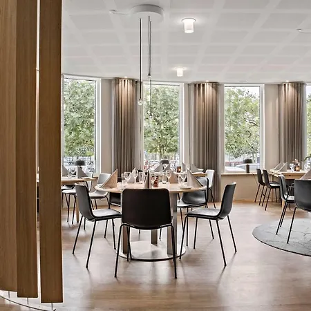 Hotel Svendborg סבנדבורג