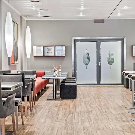 מלון Hotel Svendborg 4*